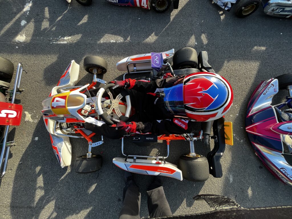 Harry hurst Round 1 pit image