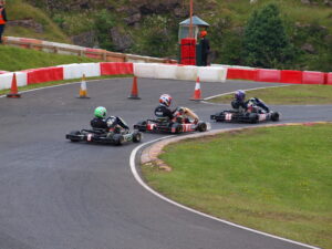 Rowrah trun 1 racing image